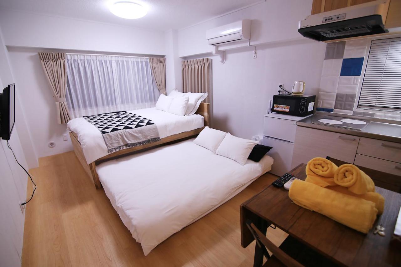 Rhodes Kagurazaka Hotel Tokio Buitenkant foto